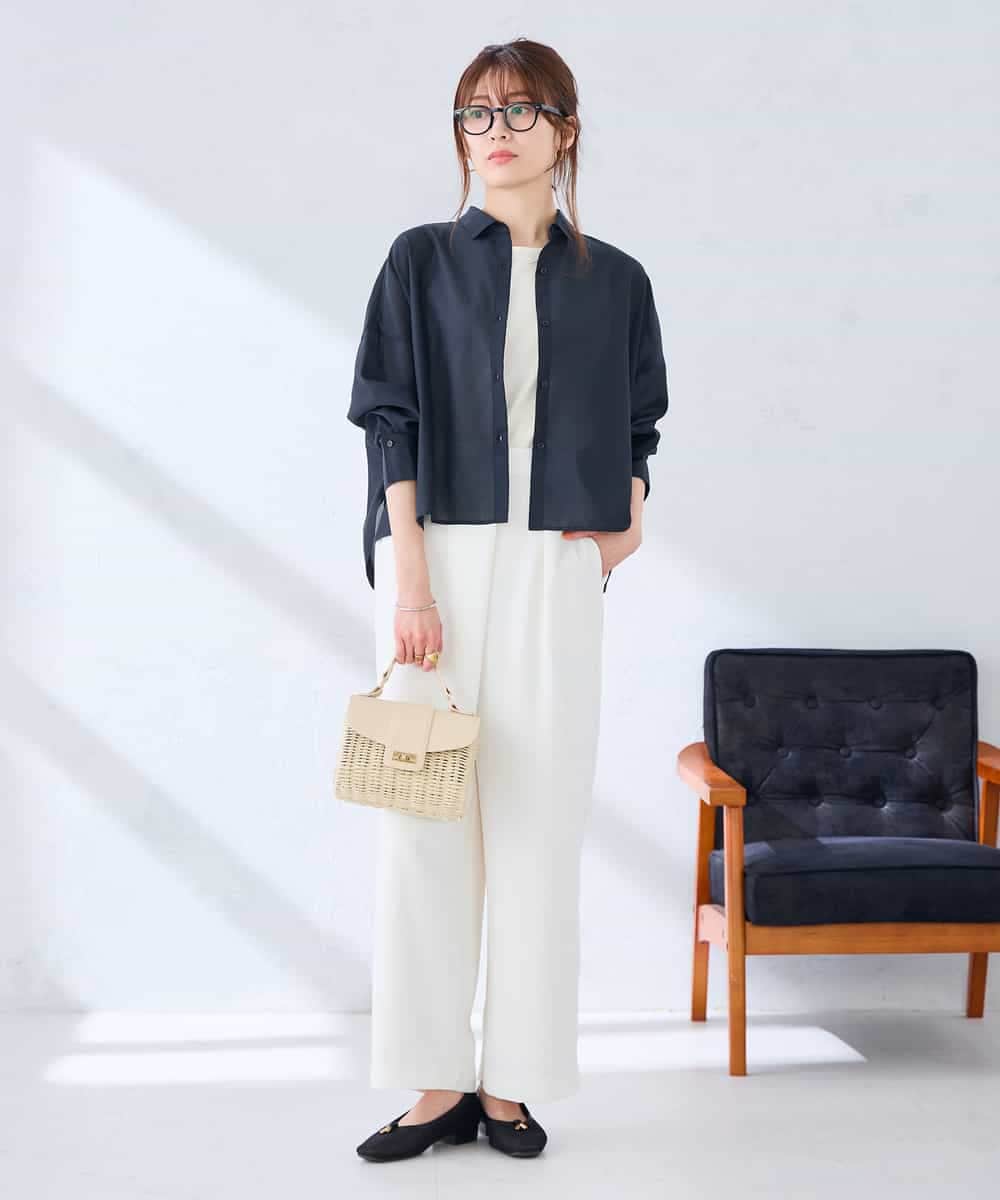 K2BGD33044 a.v.v(アー・ヴェ・ヴェ) 【洗える/接触冷感】クロップド丈セミシアーシャツ ブラウン×アイボリーストライプ柄