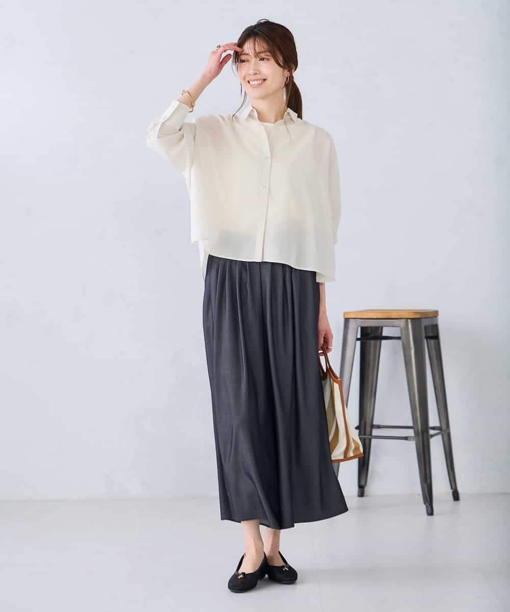 K2BGD33044 a.v.v(アー・ヴェ・ヴェ) 【洗える/接触冷感】クロップド丈セミシアーシャツ ブラウン×アイボリーストライプ柄