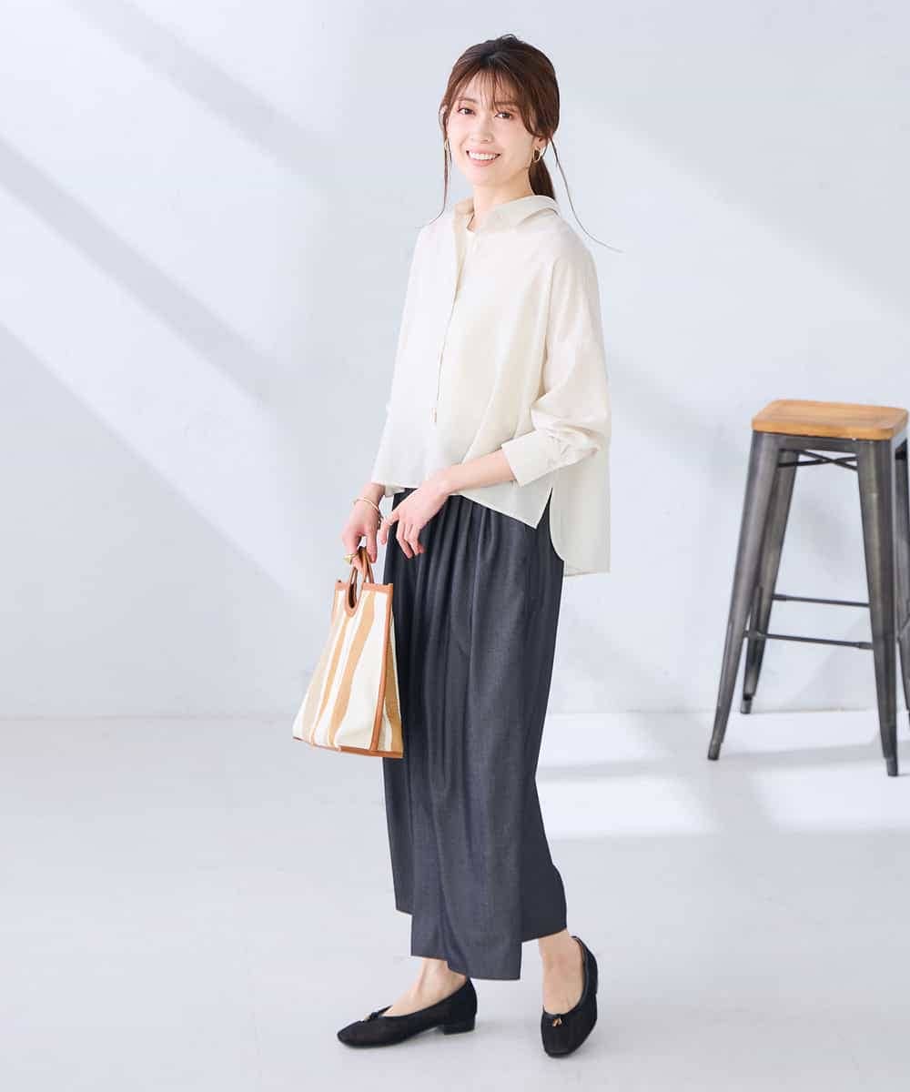 K2BGD33044 a.v.v(アー・ヴェ・ヴェ) 【洗える/接触冷感】クロップド丈セミシアーシャツ ブラウン×アイボリーストライプ柄