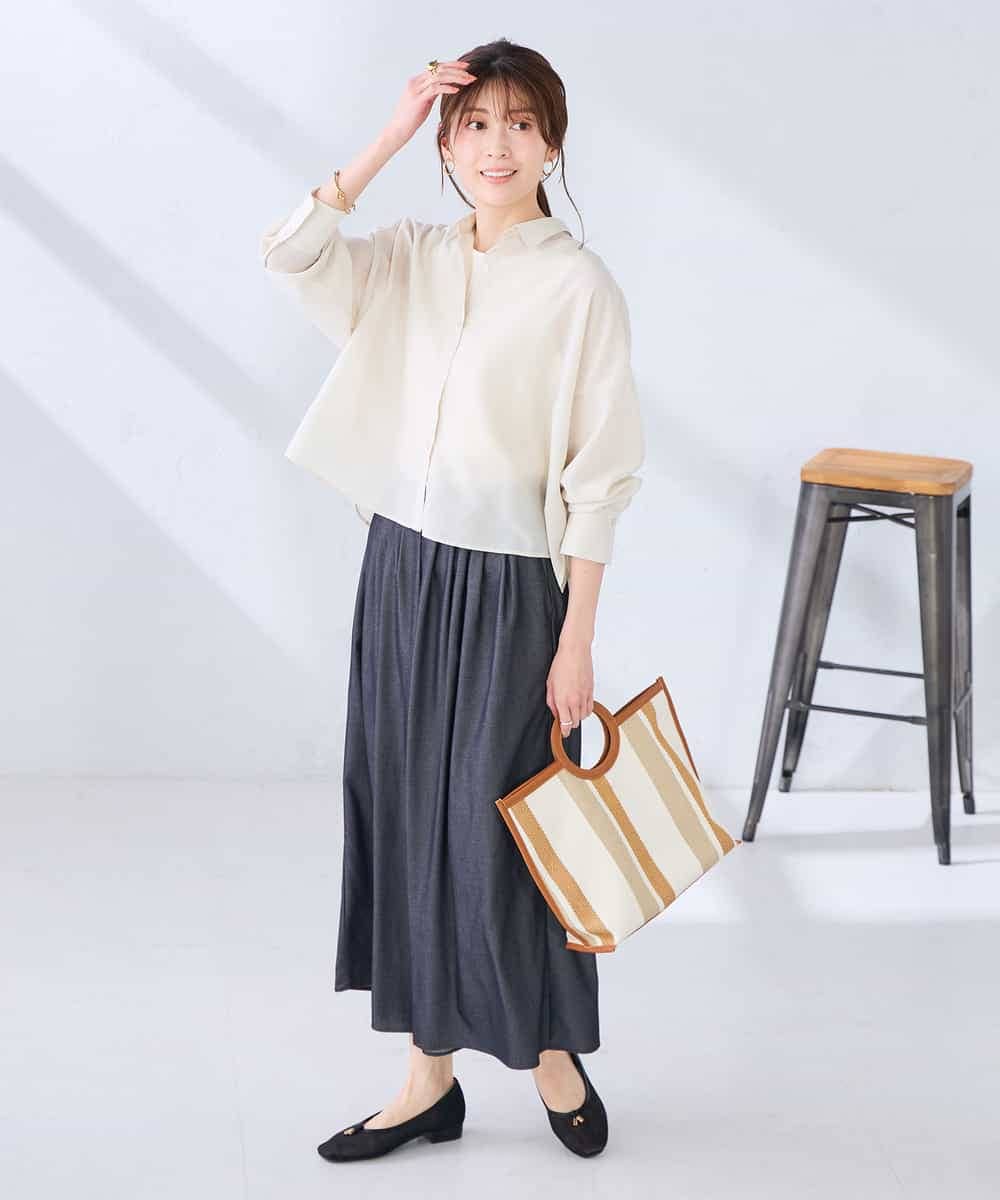 K2BGD33044 a.v.v(アー・ヴェ・ヴェ) 【洗える/接触冷感】クロップド丈セミシアーシャツ ブラウン×アイボリーストライプ柄