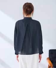 K2BGD33044 a.v.v(アー・ヴェ・ヴェ) 【洗える/接触冷感】クロップド丈セミシアーシャツ ブラウン×アイボリーストライプ柄