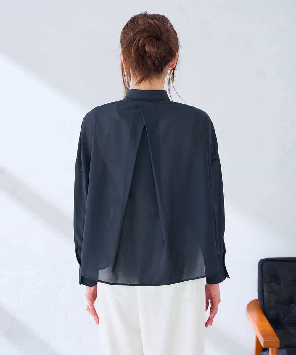 K2BGD33044 a.v.v(アー・ヴェ・ヴェ) 【洗える/接触冷感】クロップド丈セミシアーシャツ ブラウン×アイボリーストライプ柄