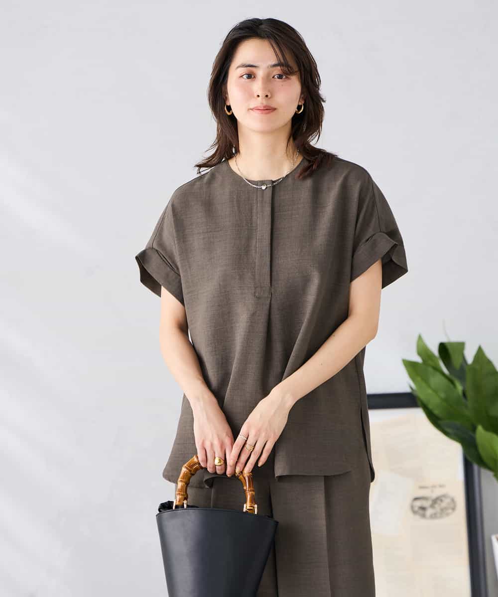 K2BHD06044 a.v.v(アー・ヴェ・ヴェ) 【接触冷感/UVカット】リネンライクスキッパーブラウス【セットアップ対応/アンチピリング】 ネイビー