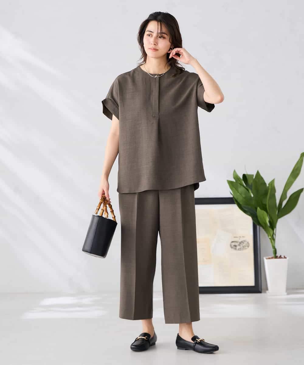 K2BHD06044 a.v.v(アー・ヴェ・ヴェ) 【接触冷感/UVカット】リネンライクスキッパーブラウス【セットアップ対応/アンチピリング】 ネイビー