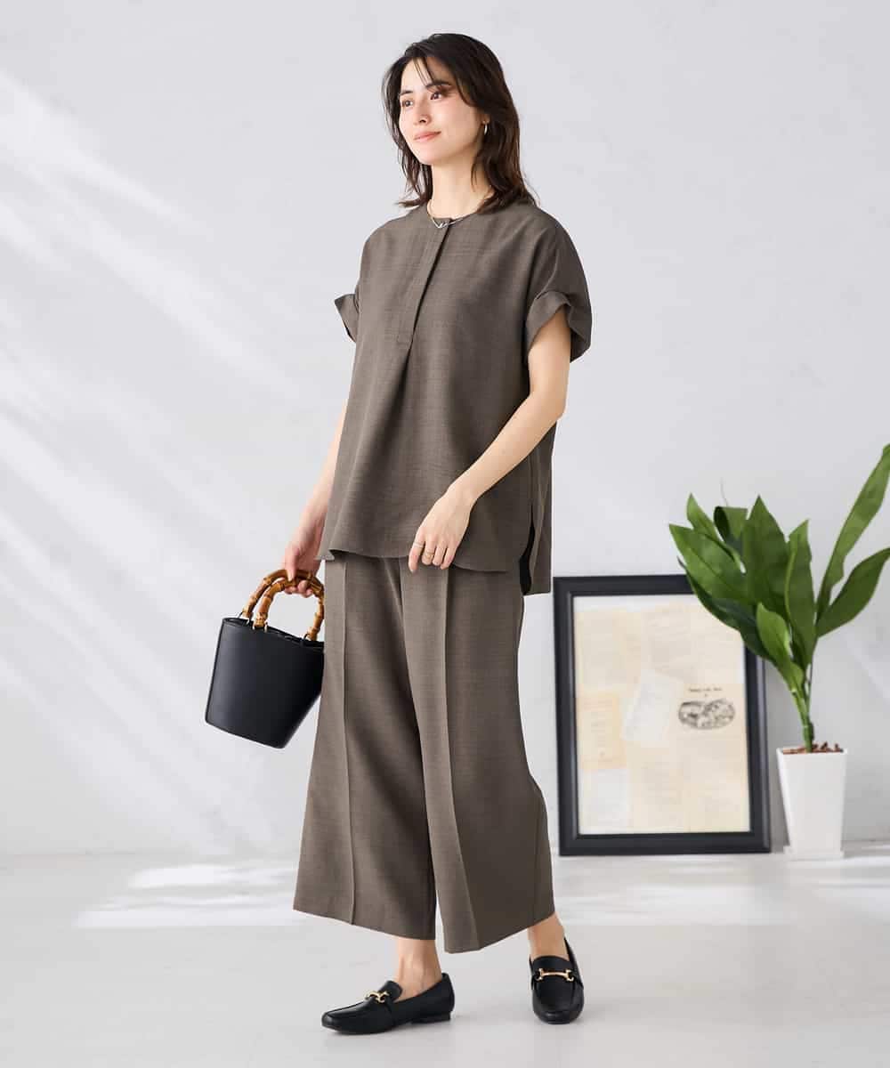 K2BHD06044 a.v.v(アー・ヴェ・ヴェ) 【接触冷感/UVカット】リネンライクスキッパーブラウス【セットアップ対応/アンチピリング】 ネイビー