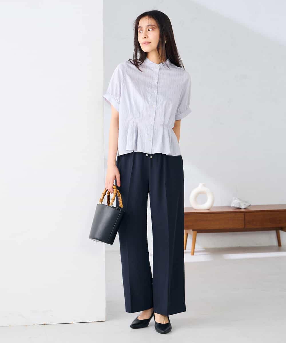 K2BHD36049 a.v.v(アー・ヴェ・ヴェ) ストライプペプラムクロップドシャツ ライトブルー