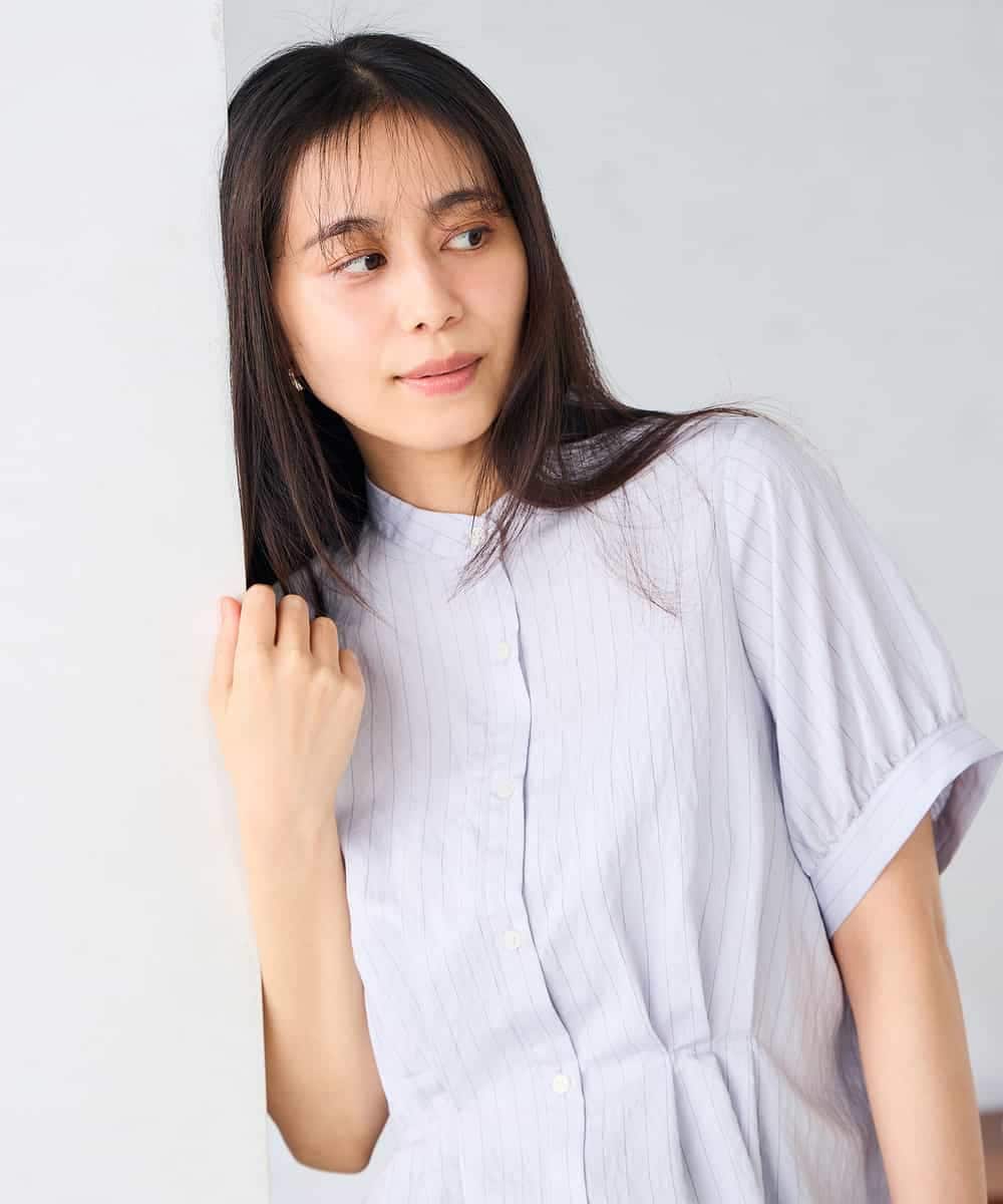 K2BHD36049 a.v.v(アー・ヴェ・ヴェ) ストライプペプラムクロップドシャツ ライトブルー