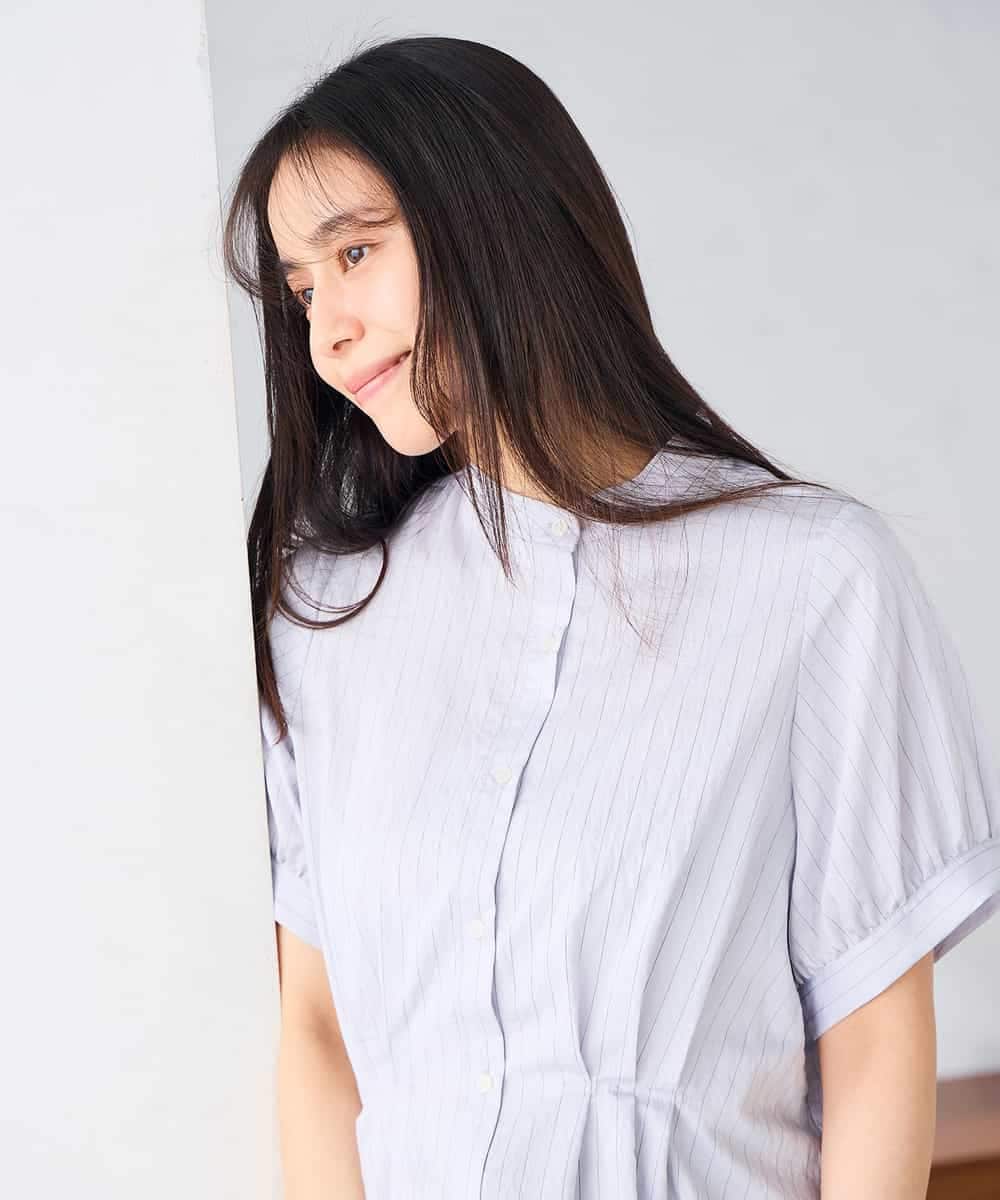 K2BHD36049 a.v.v(アー・ヴェ・ヴェ) ストライプペプラムクロップドシャツ ライトブルー