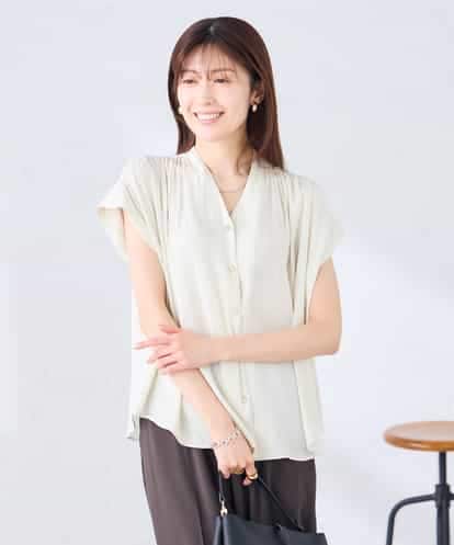 K2BHD40044 a.v.v Vネックギャザーブラウス