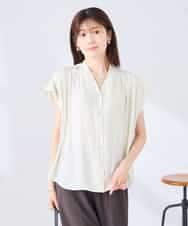 K2BHD40044 a.v.v(アー・ヴェ・ヴェ) Vネックギャザーブラウス アイボリー