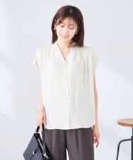 K2BHD40044 a.v.v(アー・ヴェ・ヴェ) Vネックギャザーブラウス アイボリー