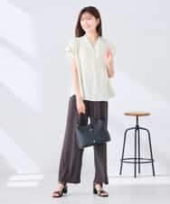 K2BHD40044 a.v.v(アー・ヴェ・ヴェ) Vネックギャザーブラウス アイボリー