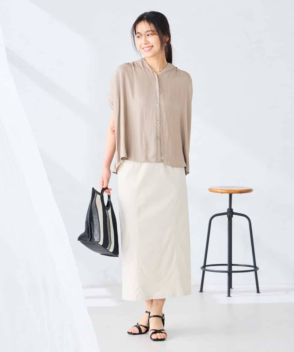 K2BHD40044 a.v.v(アー・ヴェ・ヴェ) Vネックギャザーブラウス アイボリー