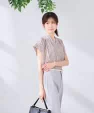 K2BHD43049 a.v.v(アー・ヴェ・ヴェ) Vネックプリントギャザーブラウス ピンク幾何柄