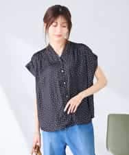 K2BHD43049 a.v.v(アー・ヴェ・ヴェ) Vネックプリントギャザーブラウス ピンク幾何柄