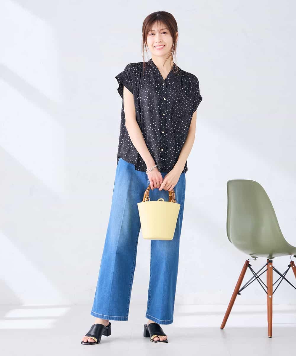 K2BHD43049 a.v.v(アー・ヴェ・ヴェ) Vネックプリントギャザーブラウス ピンク幾何柄