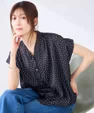 K2BHD43049 a.v.v(アー・ヴェ・ヴェ) Vネックプリントギャザーブラウス ピンク幾何柄