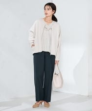 K2BJA07049 a.v.v(アー・ヴェ・ヴェ) ラッフルフリルストライプブラウス ネイビー
