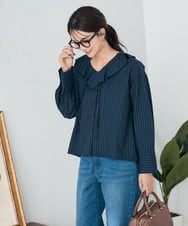 K2BJA07049 a.v.v(アー・ヴェ・ヴェ) ラッフルフリルストライプブラウス ネイビー