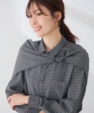 K2BKD08059 a.v.v(アー・ヴェ・ヴェ) スカーフ付き チェックシャツ ブラック