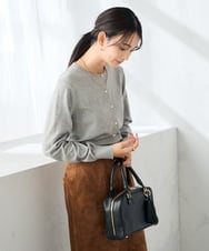 K2CAD40049 a.v.v(アー・ヴェ・ヴェ) 【洗える】クルーネック美ラクるカーディガン レッド