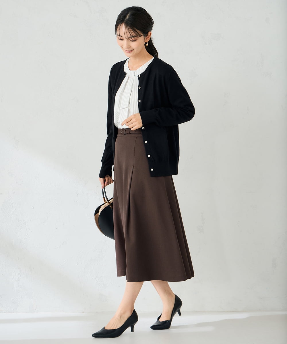 K2CAD40049 a.v.v(アー・ヴェ・ヴェ) 【洗える】クルーネック美ラクるカーディガン レッド