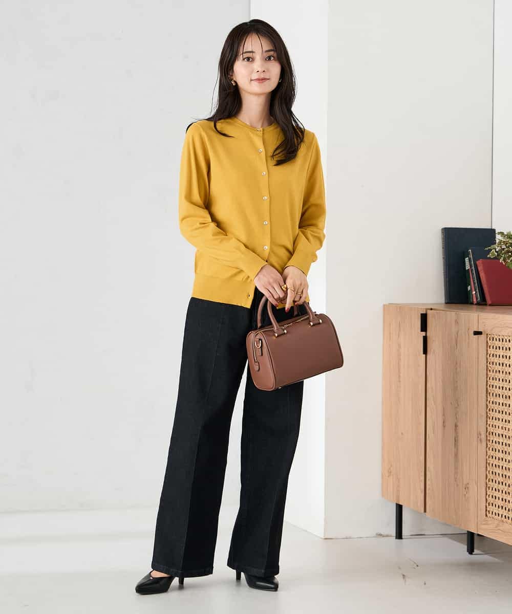 K2CAD40049 a.v.v(アー・ヴェ・ヴェ) 【洗える】クルーネック美ラクるカーディガン レッド