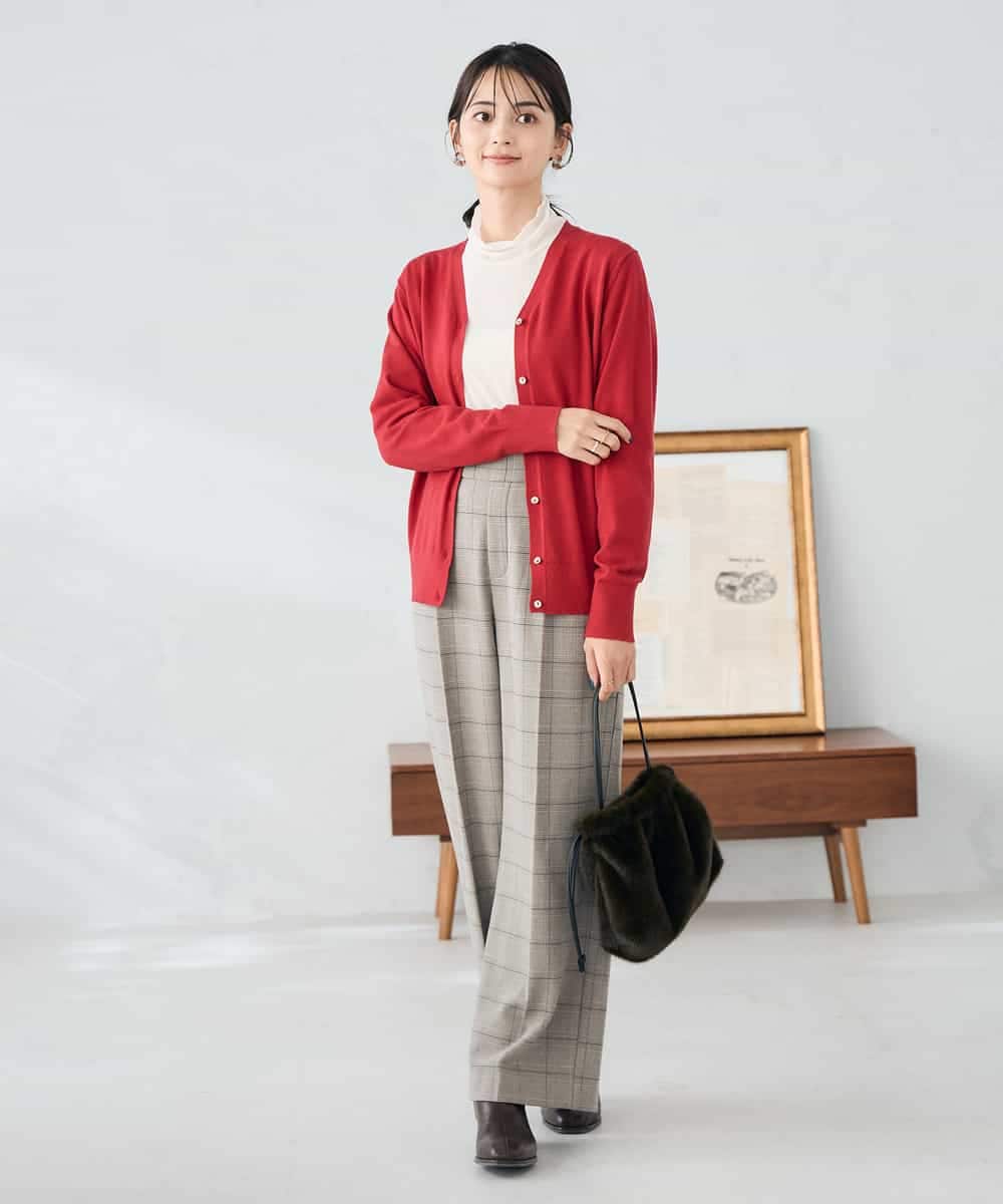 K2CAD41049 a.v.v(アー・ヴェ・ヴェ) 【洗える】Vネック美ラクるカーディガン レッド