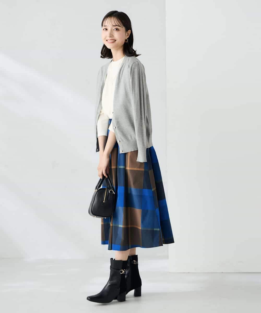 K2CAD41049 a.v.v(アー・ヴェ・ヴェ) 【洗える】Vネック美ラクるカーディガン レッド