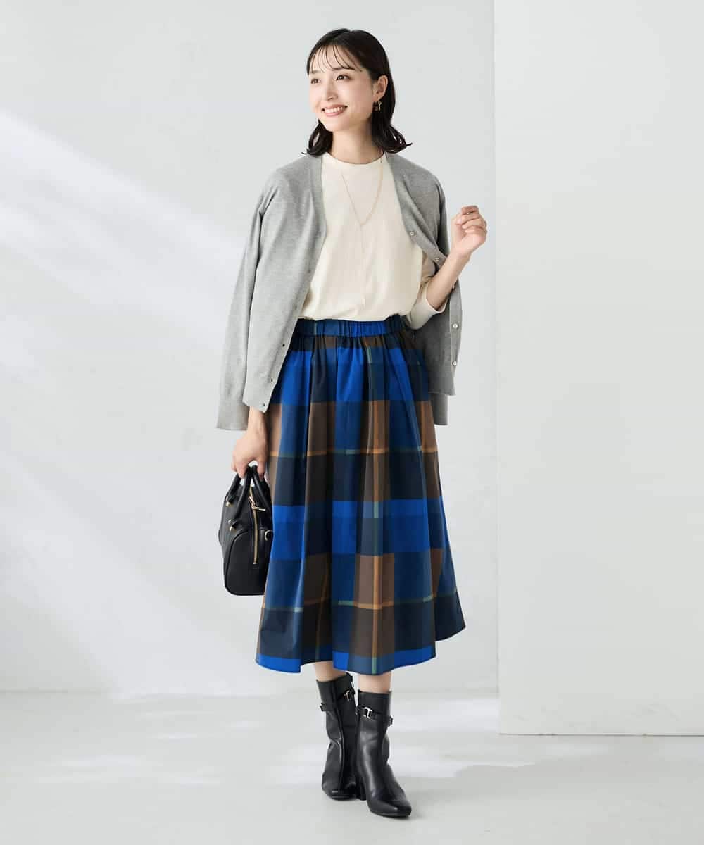 K2CAD41049 a.v.v(アー・ヴェ・ヴェ) 【洗える】Vネック美ラクるカーディガン レッド