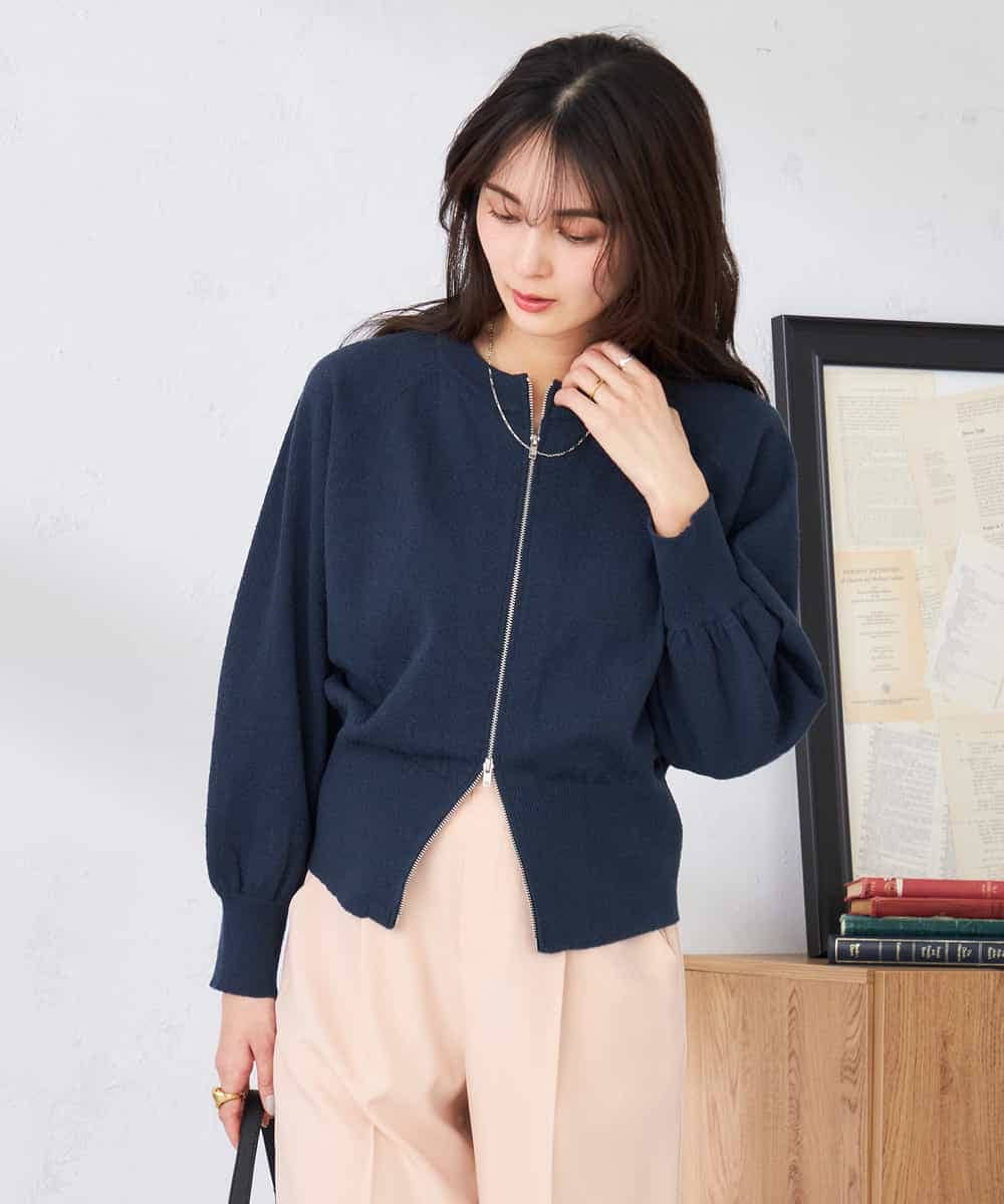 K2CED03059 a.v.v(アー・ヴェ・ヴェ) バックギャザーニットブルゾン ネイビー