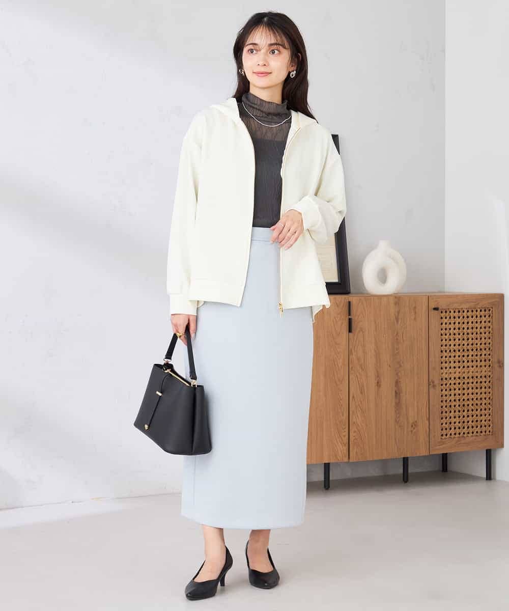 K2CED04054 a.v.v(アー・ヴェ・ヴェ) バックフレアダンボールパーカー ネイビー