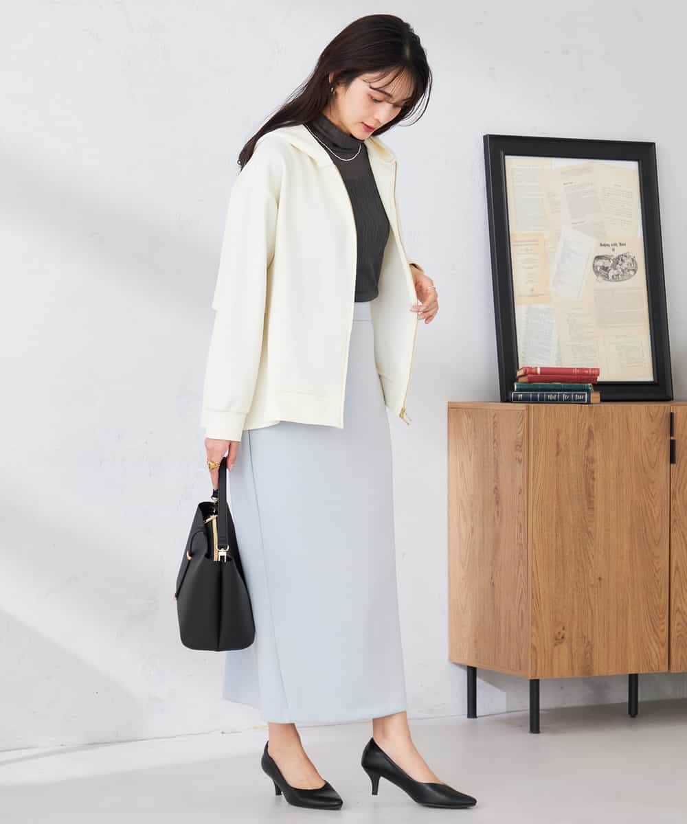 K2CED04054 a.v.v(アー・ヴェ・ヴェ) バックフレアダンボールパーカー ネイビー