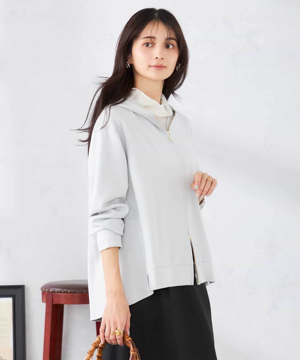 K2CED04054 a.v.v(アー・ヴェ・ヴェ) バックフレアダンボールパーカー ネイビー