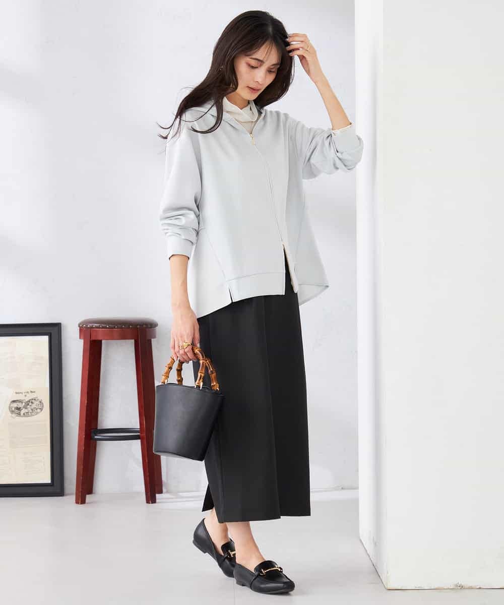 K2CED04054 a.v.v(アー・ヴェ・ヴェ) バックフレアダンボールパーカー ネイビー