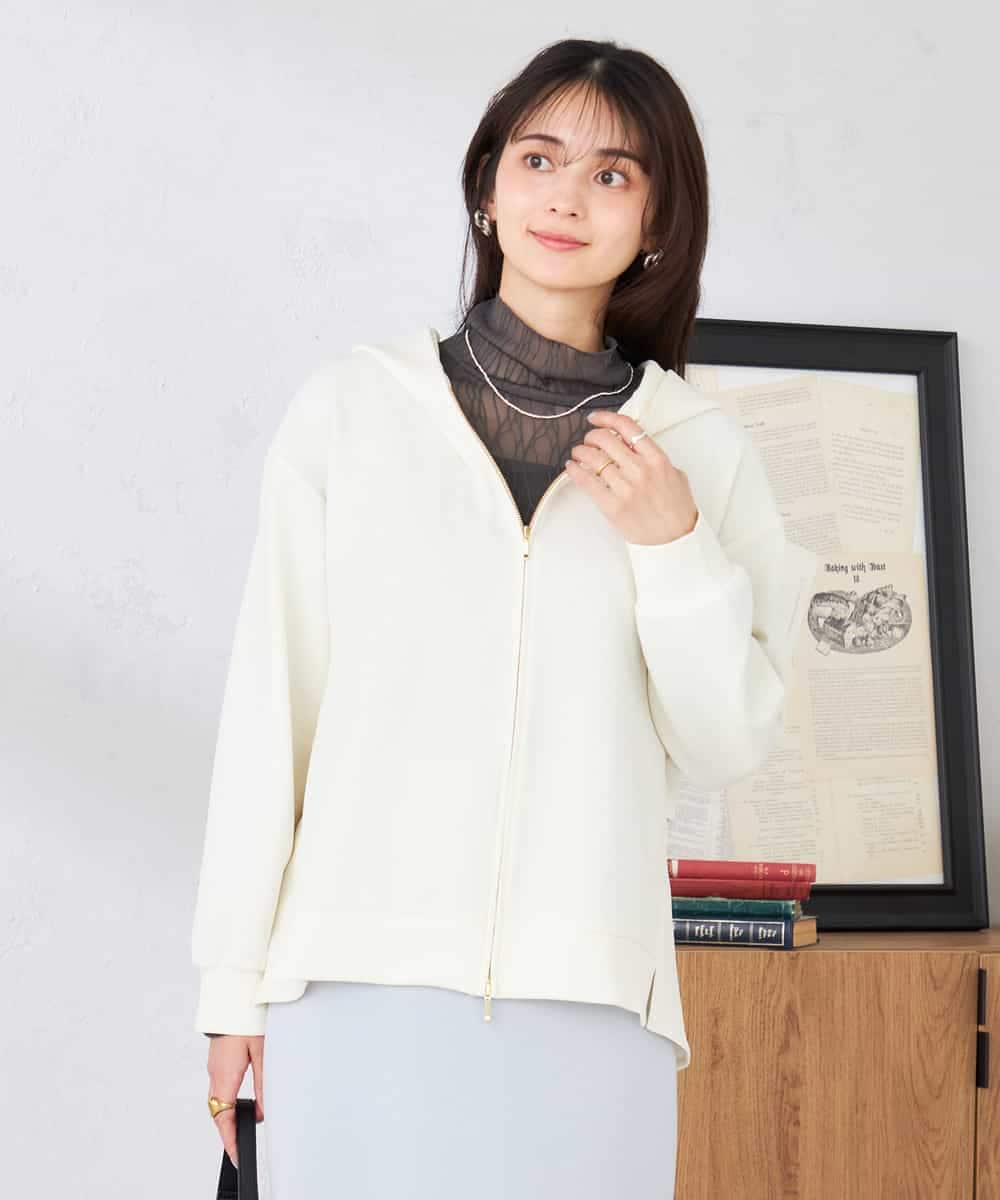 K2CED04054 a.v.v(アー・ヴェ・ヴェ) バックフレアダンボールパーカー アイボリー