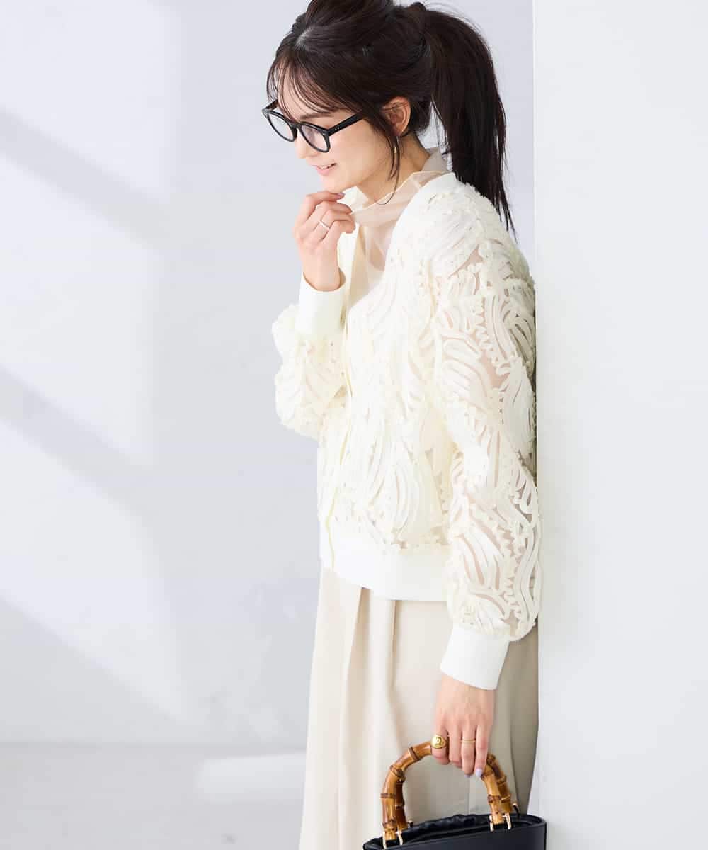 K2CFD07059 a.v.v(アー・ヴェ・ヴェ) チュール刺繍レースカーディガン アイボリー