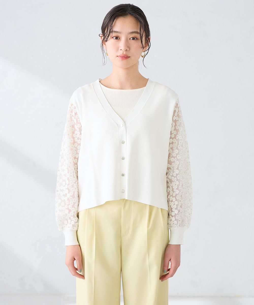 K2CFD09059 a.v.v(アー・ヴェ・ヴェ) チュールレース袖ニットカーディガン アイボリー