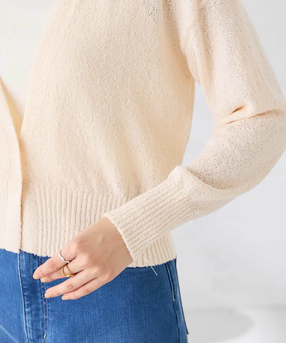 K2CGD15049 a.v.v(アー・ヴェ・ヴェ) 深めVネックカーディガン アイボリー