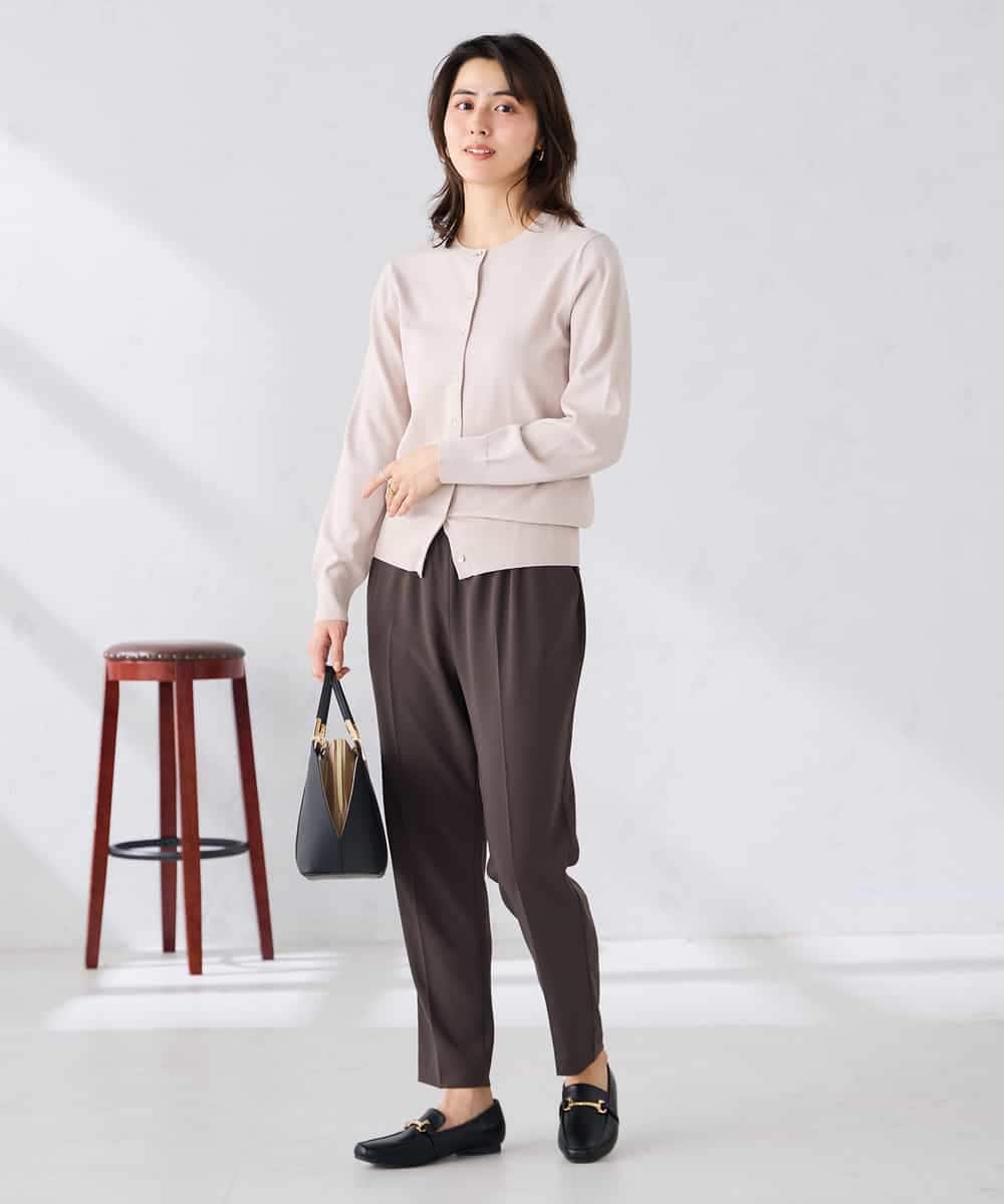 K2CGD20049 a.v.v(アー・ヴェ・ヴェ) クルーネックサマーカーディガン【洗える/接触冷感/UVカット】 グレージュ