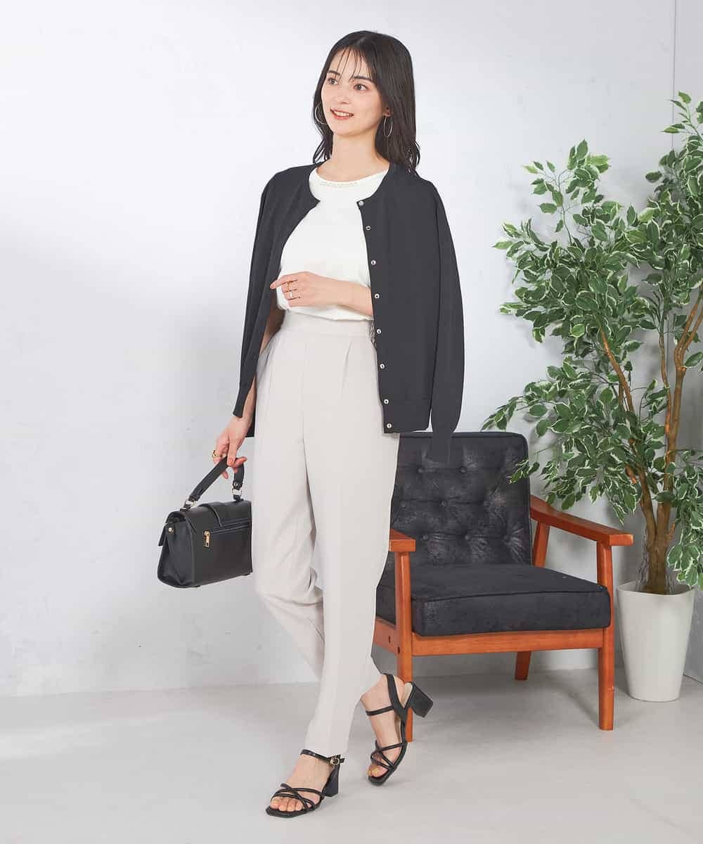 K2CGD20049 a.v.v(アー・ヴェ・ヴェ) クルーネックサマーカーディガン【洗える/接触冷感/UVカット】 グレージュ