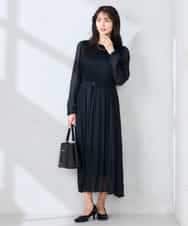 K2EFD12109 a.v.v(アー・ヴェ・ヴェ) ランダムプリーツワンピース ネイビー