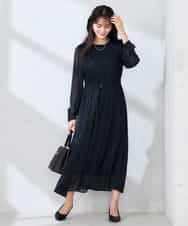 K2EFD12109 a.v.v(アー・ヴェ・ヴェ) ランダムプリーツワンピース ネイビー