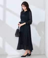 K2EFD12109 a.v.v(アー・ヴェ・ヴェ) ランダムプリーツワンピース ネイビー