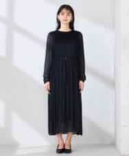 K2EFD12109 a.v.v(アー・ヴェ・ヴェ) ランダムプリーツワンピース ネイビー