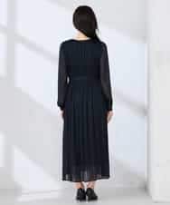 K2EFD12109 a.v.v(アー・ヴェ・ヴェ) ランダムプリーツワンピース ネイビー