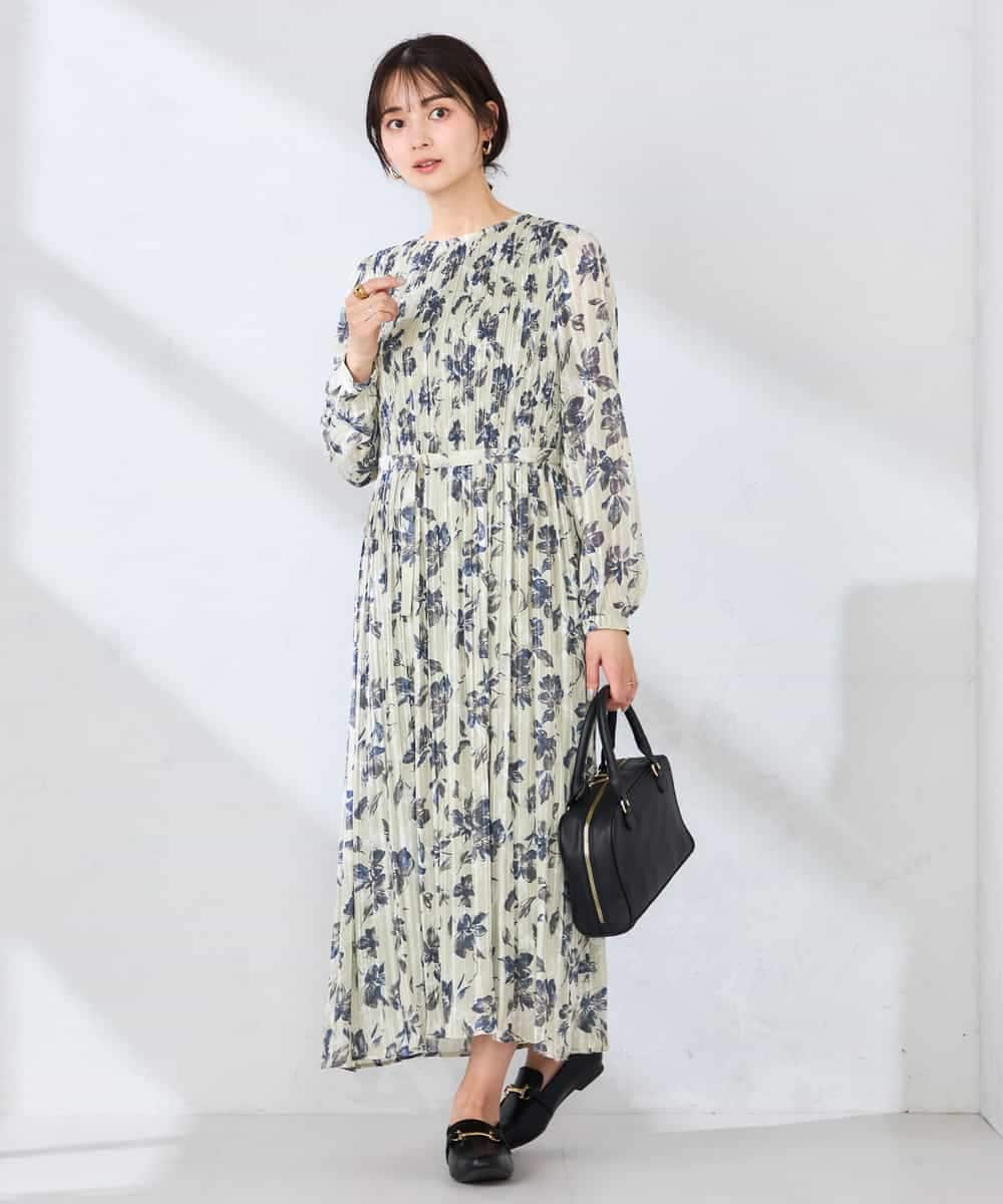 K2EFD12109 a.v.v(アー・ヴェ・ヴェ) ランダムプリーツワンピース ベージュ