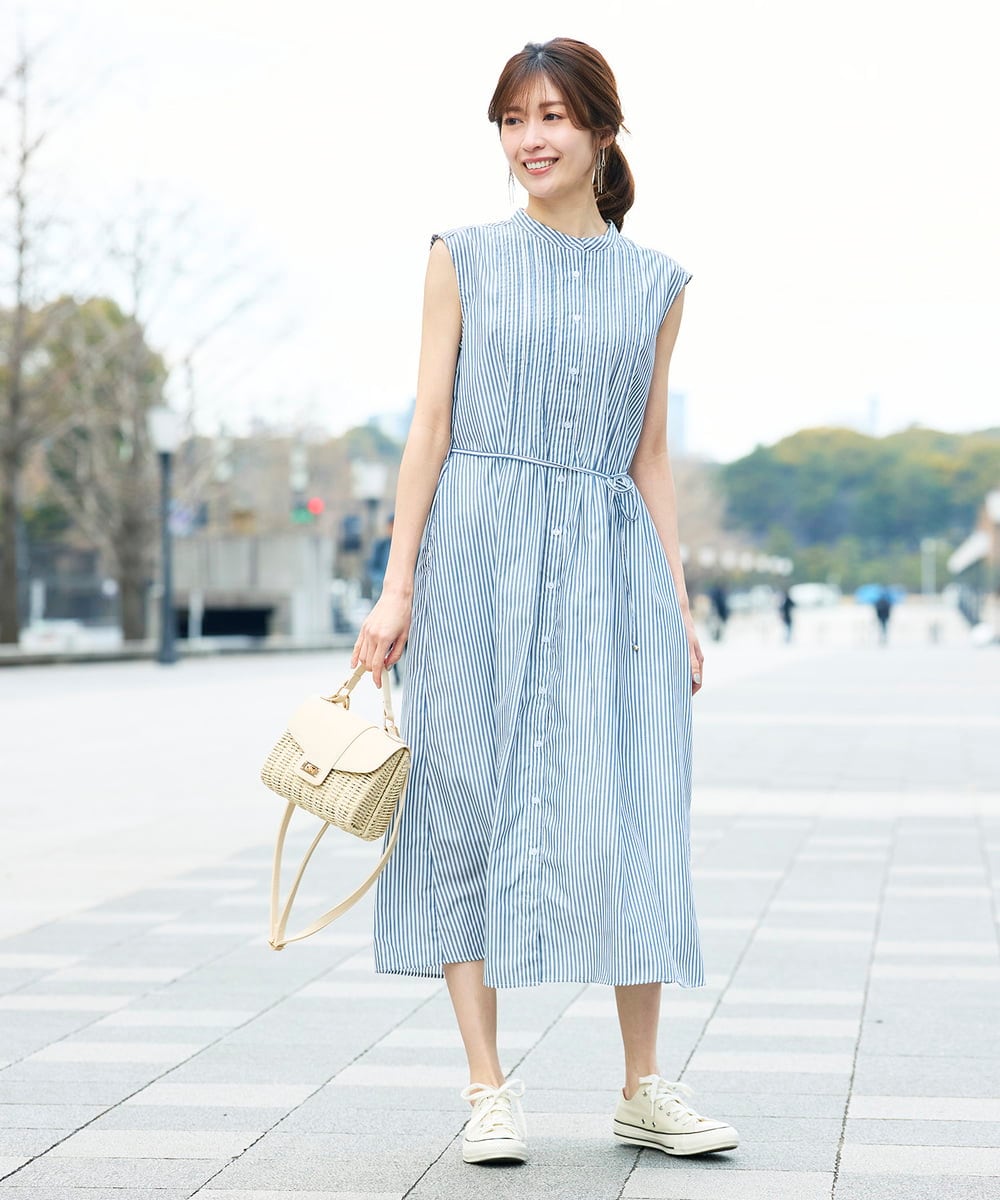 K2EGD13089 a.v.v(アー・ヴェ・ヴェ) フレアシャツワンピース ネイビーストライプ柄