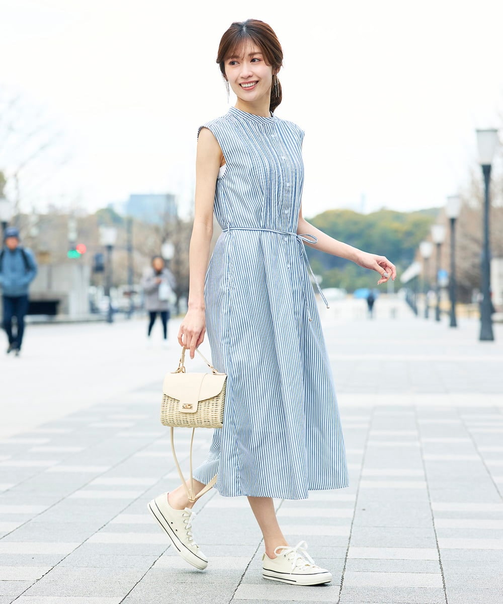 K2EGD13089 a.v.v(アー・ヴェ・ヴェ) フレアシャツワンピース ネイビーストライプ柄