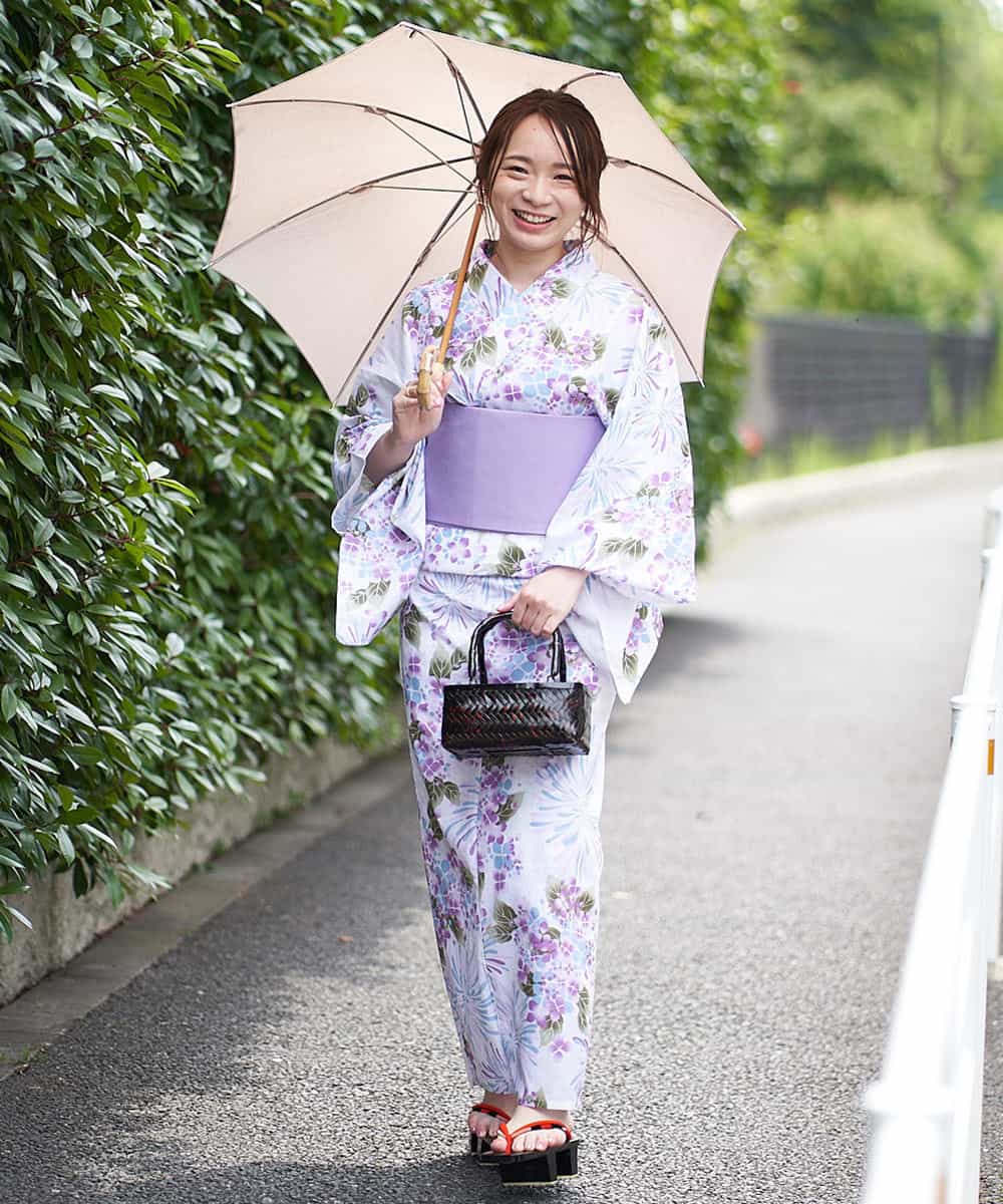 A V V アー ヴェ ヴェ 簡単 ゆかた 帯2点セット 紫陽花と花火柄浴衣 イトキンオンラインストア A V V アー ヴェ ヴェ 簡単 ゆかた 帯2点セット 紫陽花と花火柄浴衣 イトキンオンラインストア